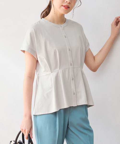 Honeys（ハニーズ）の「【ハニさら・接触冷感・ＵＶカット】ウエストタックトップス（Tシャツ/カットソー・レディース・アイボリー/グレイッシュベージュ/ブルーグリーン/ネイビー・3L/L/LL/M/S）」の3枚目の写真