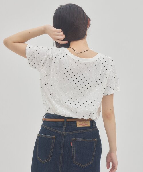 DISCOAT(ディスコート)の「【umm.】ドット刺繍ロゴ半袖Tシャツ(Tシャツ/カットソー・レディース・オフホワイト/ブラック・FREE)」の11枚目の写真