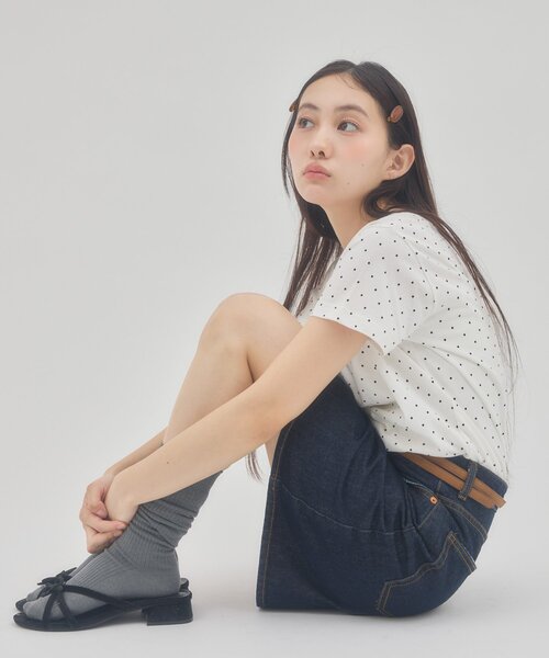 DISCOAT(ディスコート)の「【umm.】ドット刺繍ロゴ半袖Tシャツ(Tシャツ/カットソー・レディース・オフホワイト/ブラック・FREE)」の13枚目の写真