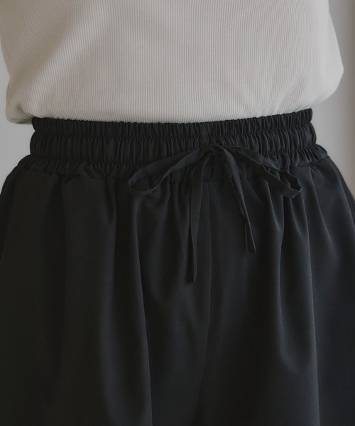 slattgir（スラットジール）の「高身長　フレアショートパンツ（ＵＶカット・接触冷感）（トールサイズ）（その他パンツ・レディース・ブラック・TM/TL/TLL/T3L/T4L/T5L）」の13枚目の写真