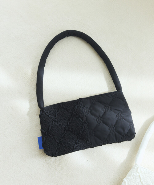 Firsthand(ファーストハンド)の「Firsthand/ファーストハンド フラワーキルト パッチワーク ワンハンドルバッグ(ハンドバッグ・レディース・ブラック/ネイビー/ブラウン/ホワイト・ONE SIZE)」の1枚目の写真