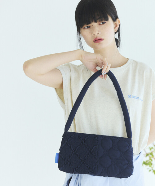 Firsthand(ファーストハンド)の「Firsthand/ファーストハンド フラワーキルト パッチワーク ワンハンドルバッグ(ハンドバッグ・レディース・ブラック/ネイビー/ブラウン/ホワイト・ONE SIZE)」の13枚目の写真