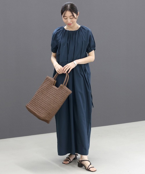 Aletta vita(アレッタビータ)の「綿ブロードドロストワンピース(ワンピース・レディース・ネイビー/ベージュ・M)」の16枚目の写真