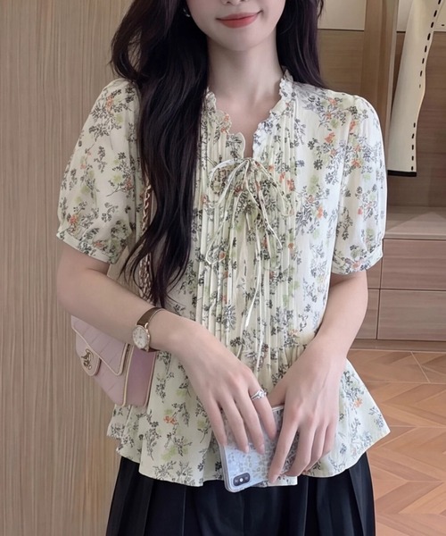 AMAJI(アマジ)の「コットン 花柄 フリル リボン シャツ(シャツ/ブラウス・レディース・マルチ・XX-LARGE/X-LARGE/LARGE)」の3枚目の写真