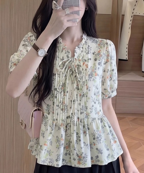 AMAJI(アマジ)の「コットン 花柄 フリル リボン シャツ(シャツ/ブラウス・レディース・マルチ・XX-LARGE/X-LARGE/LARGE)」の4枚目の写真
