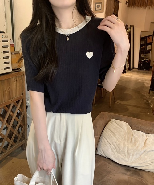 LAFFMO(ラフモ)の「ハート刺繍バイカラーリブTシャツ(Tシャツ/カットソー・レディース・ベージュ/ネイビー・F)」の18枚目の写真