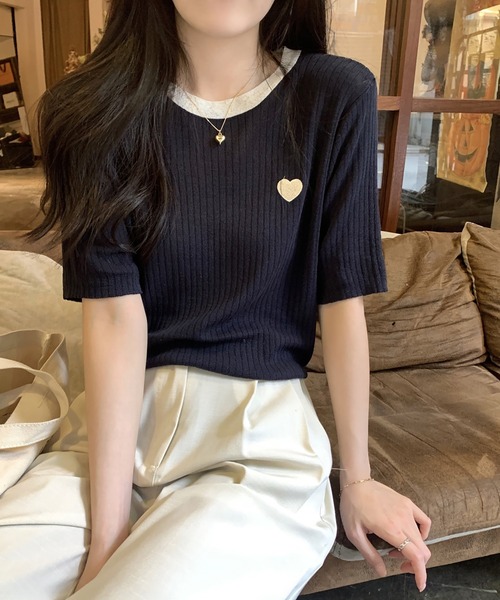 LAFFMO(ラフモ)の「ハート刺繍バイカラーリブTシャツ(Tシャツ/カットソー・レディース・ベージュ/ネイビー・F)」の20枚目の写真