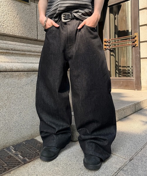 kutir(クティール)の「WIDE SILHOUETTE RIGID DENIM PANTS/ワイドシルエットリジットデニムパンツ(デニムパンツ・メンズ・ブラック/インディゴブルー・MEDIUM/LARGE/SMALL)」の10枚目の写真
