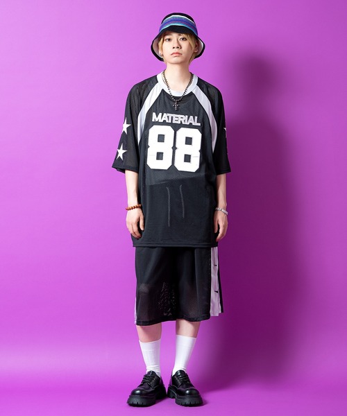 a.p.o.v.(エーピーオービー)の「a.p.o.v. ナンバリングワッペン&サテンライン切替メッシュオーバーサイズフットボールシャツ(Tシャツ/カットソー・メンズ・ホワイト/レッド/ブルー/ブラック・ONESIZE)」の11枚目の写真