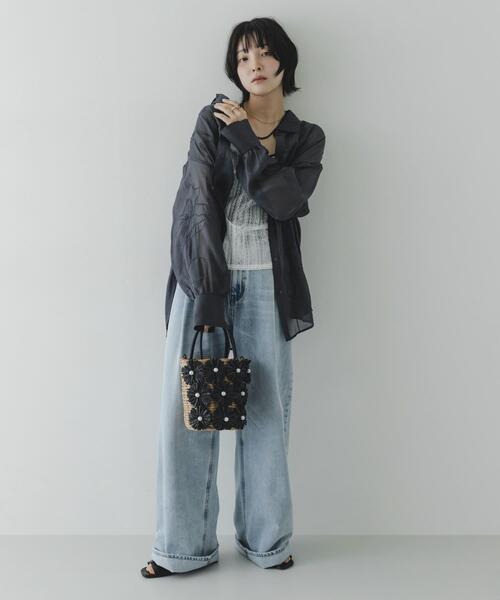 RODE SKO(ロデスコ)の「フラワーモチーフ雑材2WAYバッグ(ショルダーバッグ・レディース・ブラック/ベージュ・-)」の5枚目の写真