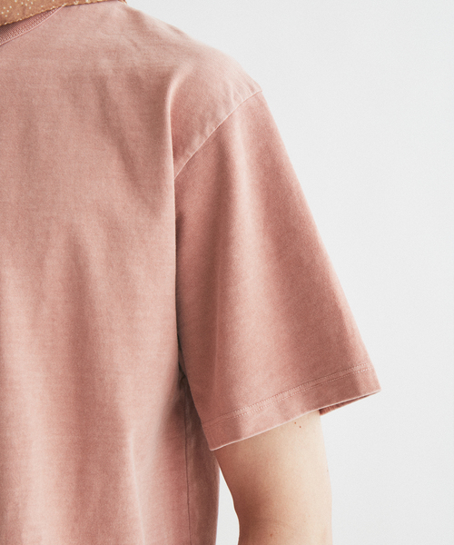 SAVE KHAKI UNITED(セーブカーキユナイテッド)の「SAVE KHAKI UNITED / リサイクルコットン ジャージー Tシャツ(Tシャツ/カットソー・メンズ・アイボリー/サックスブルー/ピンク/ブラック系その他・X-LARGE/LARGE/MEDIUM)」の14枚目の写真