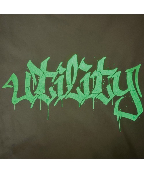 EFFECTEN(エフェクテン)の「mt10572-Graffiti logo Tee Tシャツ(efdig-15)(Tシャツ/カットソー・メンズ・ホワイト系その他/パープル系その他/ブラック系その他・M/L/XL)」の4枚目の写真
