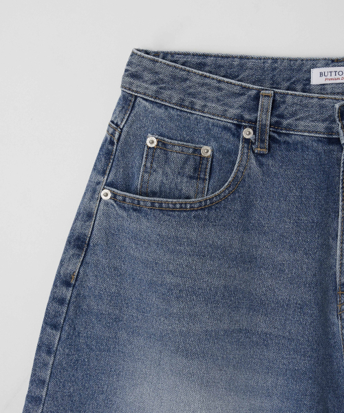 BUTTON UP(ボタンアップ)の「クラシックウォッシュドバミューダデニム (BLUE)(その他パンツ・レディース・その他・SMALL/MEDIUM/LARGE)」の4枚目の写真