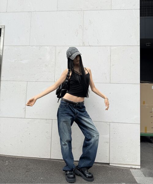 BLACKPURPLE（ブラックパープル）の「マキシマルコバッグ_アッシュカーキ Maxi Marco Bag_Ash Khaki（ショルダーバッグ・レディース・カーキ・FREE）」の20枚目の写真