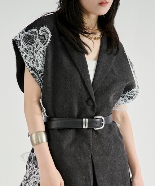 Ezick(エジック)の「side lace-trimmed vest/サイドレーストリムベスト(ベスト・レディース・ブラック・FREE)」の1枚目の写真