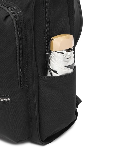 GUSCIO（グッシオ）の「【グッシオベーシック】スクエア リュック ビジネスリュック 撥水 スリム きれいめ A4 通勤 通学（バックパック/リュック・レディース・ブラック/グレー/チャコールグレー・FREE）」の11枚目の写真