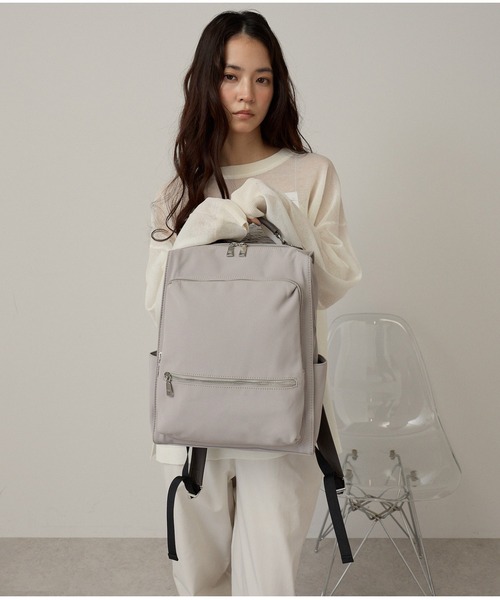 GUSCIO（グッシオ）の「【グッシオベーシック】スクエア リュック ビジネスリュック 撥水 スリム きれいめ A4 通勤 通学（バックパック/リュック・レディース・ブラック/グレー/チャコールグレー・FREE）」の22枚目の写真
