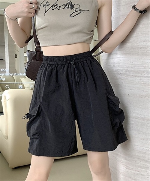 Dream garden（ドリームガーデン）の「イージーカーゴショーツ（カーゴパンツ・レディース・ブラック/カーキ/ピンク・L/XL/3XL/S/M/XXL）」の2枚目の写真