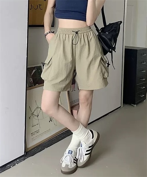 Dream garden（ドリームガーデン）の「イージーカーゴショーツ（カーゴパンツ・レディース・ブラック/カーキ/ピンク・L/XL/3XL/S/M/XXL）」の13枚目の写真