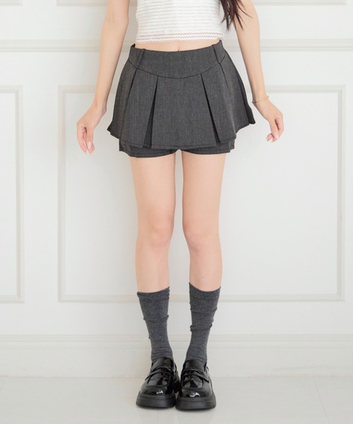 ALLuRing ChaRm(アリュリングチャーム)の「Box Pleated Culottes / ボックスプリーツキュロット(スカート・レディース・ブラウン/チャコールグレー・S/M)」の14枚目の写真