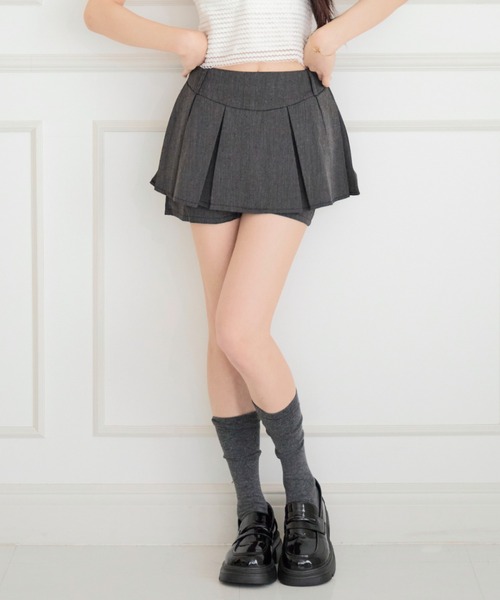 ALLuRing ChaRm(アリュリングチャーム)の「Box Pleated Culottes / ボックスプリーツキュロット(スカート・レディース・ブラウン/チャコールグレー・S/M)」の15枚目の写真