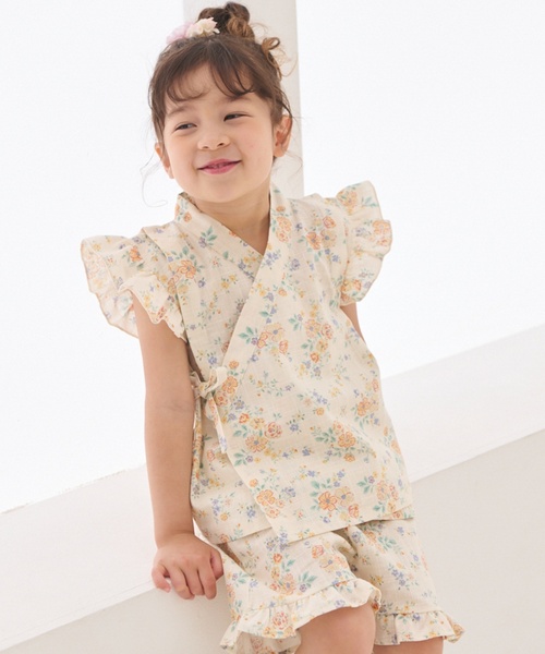 petit main(プティマイン)の「花柄フリル甚平(浴衣・キッズ・アイボリー/ライトブルー/ライトピンク・80cm/130cm/110cm/120cm/90cm/100cm)」の2枚目の写真