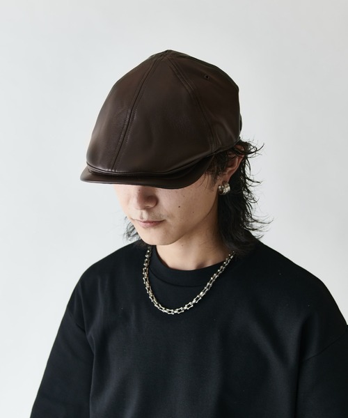 CPH(シーピーエイチ)の「CPH Exclusive / シンセティックレザー ハンチング(ハンチング/ベレー帽・メンズ・ブラウン/ブラック・FREE)」の2枚目の写真
