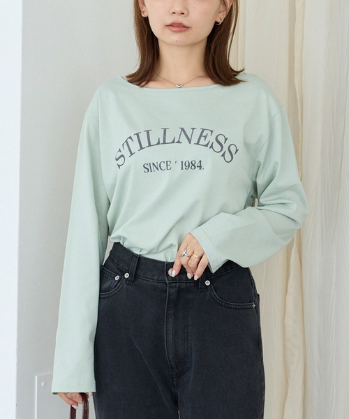 LAVEANGE（ラビアンジェ）の「フロッキーロゴプリントロンT｜綿100％/大人カジュアル/裾前後差/長袖（Tシャツ/カットソー・レディース・レッド/オフホワイト/ミント・M/5L/3L/4L/LL）」の2枚目の写真