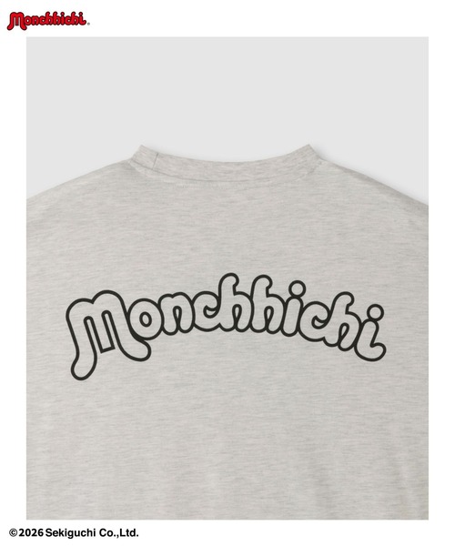 Mac-House(マックハウス)の「【 Monchhichi / モンチッチ 】 ルーズシルエットフォトTシャツ アクリルホルダーキー付き(Tシャツ/カットソー・レディース・チャコール/グレイッシュブルー/オートミール・FREE)」の5枚目の写真