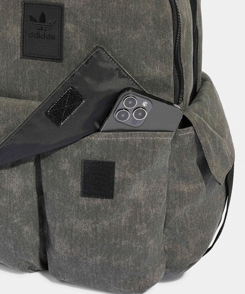 adidas(アディダス)の「adidas/アディダス WASHED BACKPACK ウォッシュド バックパック リュックサック A4サイズ収納可能 大容量 通勤 通学 2026年 夏 夏服(バックパック/リュック・レディース・ブラック・FREE)」の6枚目の写真