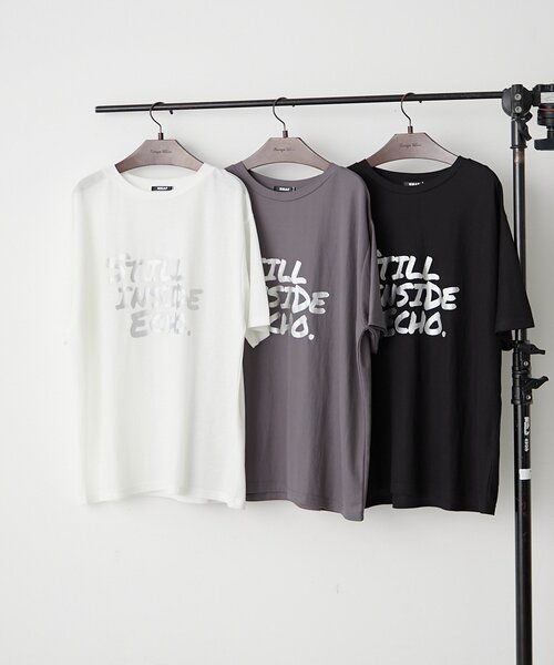 Remind me and forever(リマインドミーアンドフォーエバー)の「【接触冷感ひんやりタッチ】【WEB限定】箔3段プリントTシャツ(Tシャツ/カットソー・レディース・チャコールグレー/ブラック/オフホワイト・FREE)」の18枚目の写真