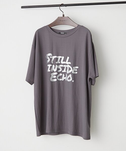 Remind me and forever(リマインドミーアンドフォーエバー)の「【接触冷感ひんやりタッチ】【WEB限定】箔3段プリントTシャツ(Tシャツ/カットソー・レディース・チャコールグレー/ブラック/オフホワイト・FREE)」の19枚目の写真
