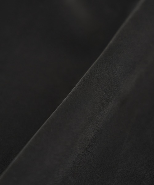 SALON adam et rope'（サロン アダム エ ロペ）の「GENTLE SILK パンツ / セットアップ対応・新色追加（シャツ/ブラウス・レディース・ブラック/ブラウン・S/M）」の15枚目の写真
