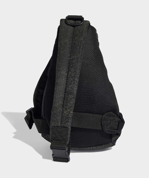 adidas(アディダス)の「ワンショルダー バックパック BACKPACK / アディダスオリジナルス adidas Originals(バックパック/リュック・メンズ・ブラック・FREE)」の4枚目の写真