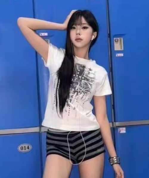 Achic(アシック)の「Y2KロゴプリントTシャツ(Tシャツ/カットソー・レディース・ホワイト/ホワイト系その他・M)」の19枚目の写真