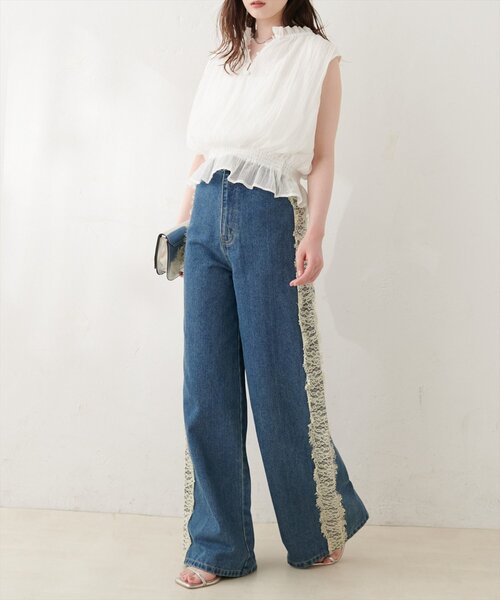 natural couture（ナチュラルクチュール）の「胸シャーリングシアーノースリブラウス（シャツ/ブラウス・レディース・イエロー/オフホワイト/ドット・FREE）」の14枚目の写真