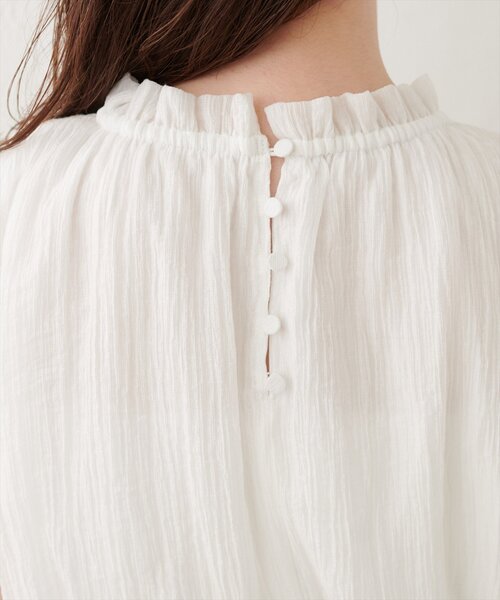 natural couture（ナチュラルクチュール）の「胸シャーリングシアーノースリブラウス（シャツ/ブラウス・レディース・イエロー/オフホワイト/ドット・FREE）」の19枚目の写真