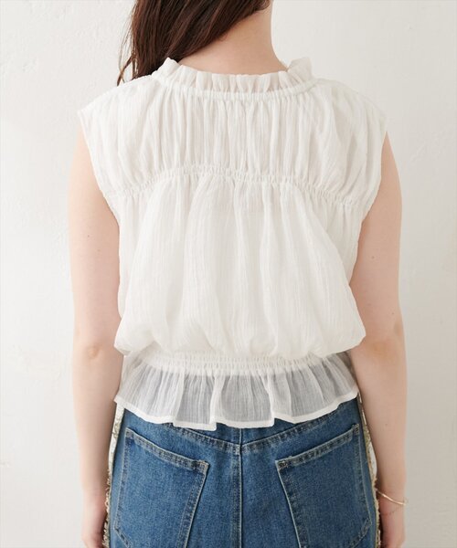 natural couture（ナチュラルクチュール）の「胸シャーリングシアーノースリブラウス（シャツ/ブラウス・レディース・イエロー/オフホワイト/ドット・FREE）」の21枚目の写真