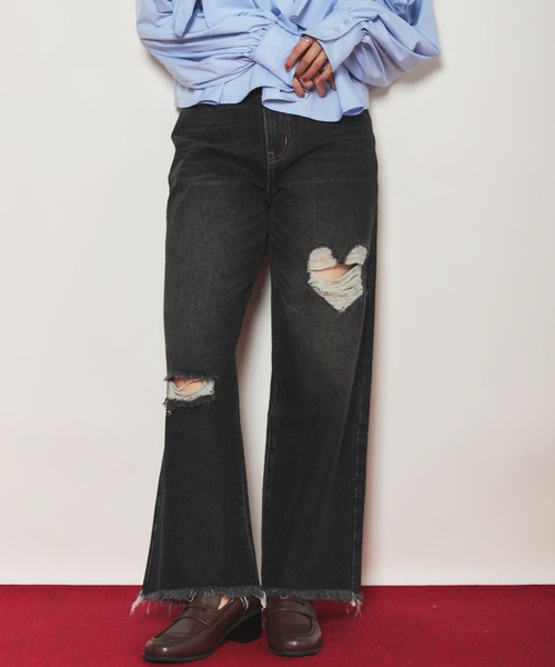 archives(アルシーヴ)の「ハートダメージデニム(デニムパンツ・レディース・ロイヤルブルー/ブラック・SMALL/MEDIUM)」の1枚目の写真