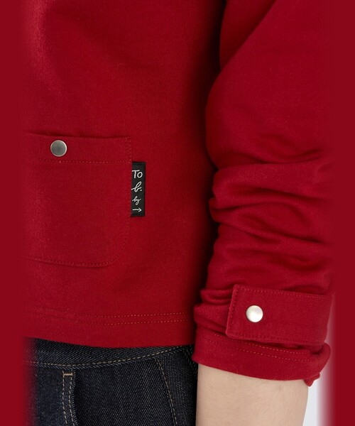 To b. by agnes b.(トゥービーバイアニエスベー)の「To b. by agnes b.× green label relaxing オーガニックコットン ニュートラディショナルカーディガン(カーディガン/ボレロ・レディース・レッド・FREE)」の11枚目の写真