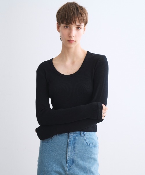 three dots(スリードッツ)の「レーヨンニットリブジャージー クロップドジェシカ(Tシャツ/カットソー・レディース・ネイビー・MEDIUM)」の8枚目の写真