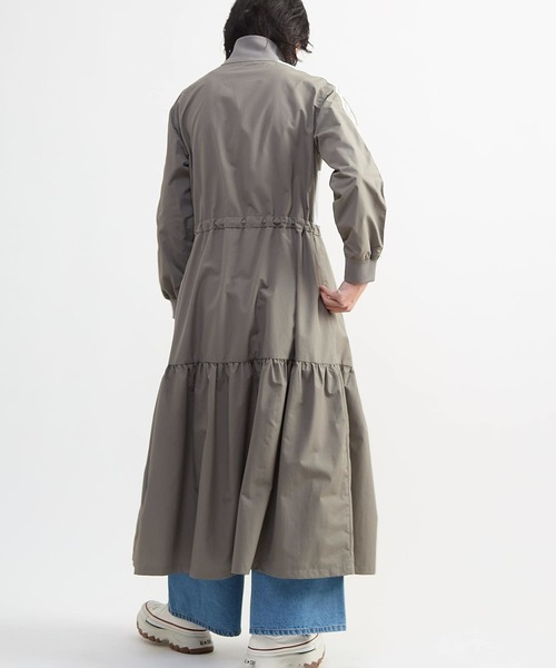 CONVERSE TOKYO(コンバーストウキョウ)の「SIDE LINE TRACK TIERED DRESS(ワンピース・レディース・ブラック/グレー/カーキ・FREE)」の21枚目の写真