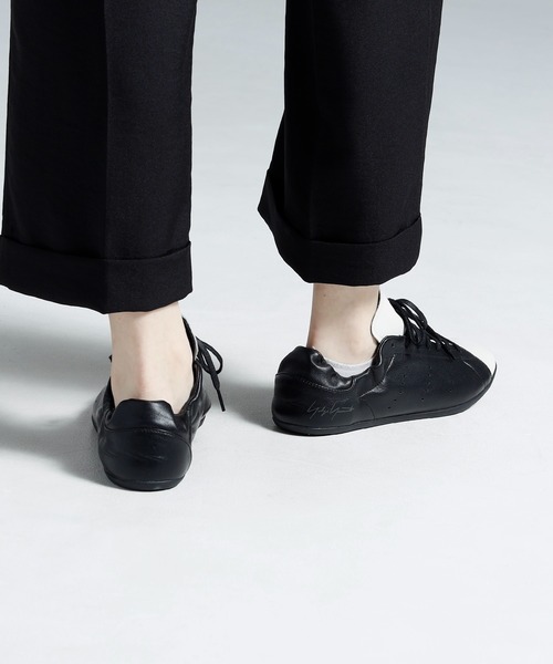 Y-3（ワイスリー）の「Y-3 STAN SMITH LO PRO（スニーカー・メンズ・ブラック×ホワイト・23.5cm/24.5cm/25.5cm/26.0cm/26.5cm/27.0cm/27.5cm/28.5cm/22.5cm）」の6枚目の写真