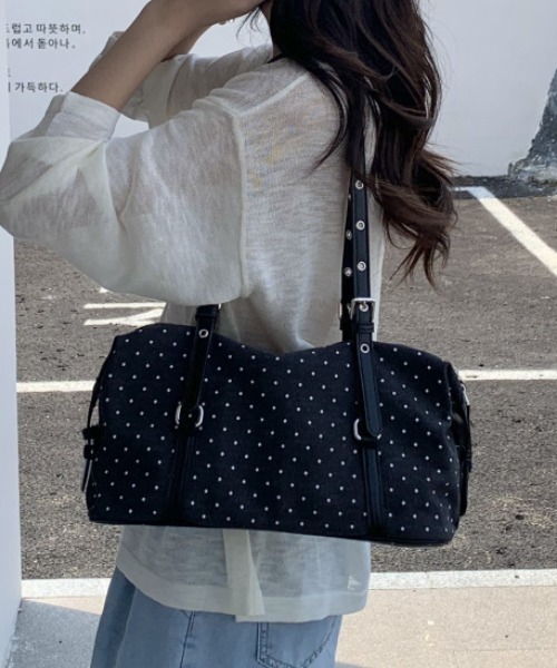 mebole（メボレ）の「dot square boston bag（ボストンバッグ・レディース・ブラック/アイボリー・FREE）」の13枚目の写真