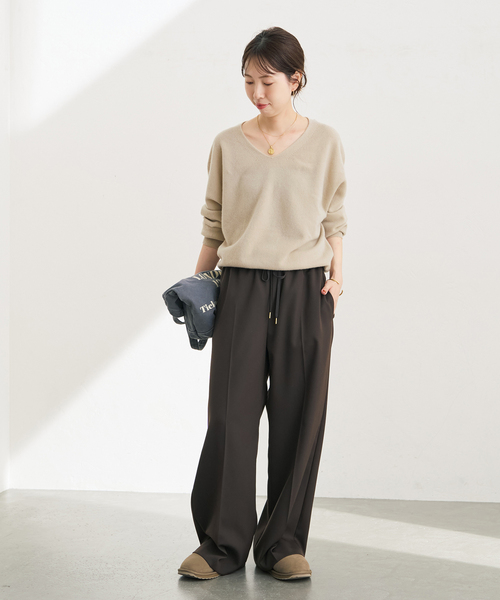 Spick & Span(スピックアンドスパン)の「CHESS Vネックプルオーバー(ニット/セーター・レディース・ブラウン/ネイビー/ベージュ/ピンク系その他・FREE)」の6枚目の写真
