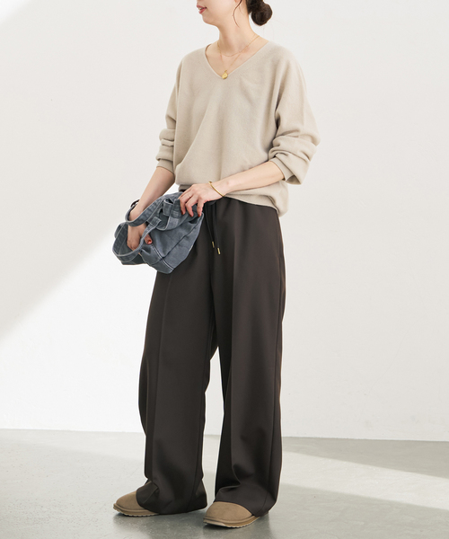 Spick & Span(スピックアンドスパン)の「CHESS Vネックプルオーバー(ニット/セーター・レディース・ブラウン/ネイビー/ベージュ/ピンク系その他・FREE)」の16枚目の写真