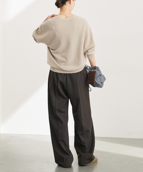 Spick & Span(スピックアンドスパン)の「CHESS Vネックプルオーバー(ニット/セーター・レディース・ブラウン/ネイビー/ベージュ/ピンク系その他・FREE)」の18枚目の写真