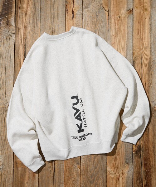 KAVU（カブー）の「KAVU/カブー 限定展開 KAVU×FREAK'S STORE / カブ― 別注 クルーネック スウェット / バーチャルロゴ（Tシャツ/カットソー・メンズ・グレイッシュベージュ/ブラック/ネイビー/アッシュグレー・LARGE/SMALL/MEDIUM）」の22枚目の写真
