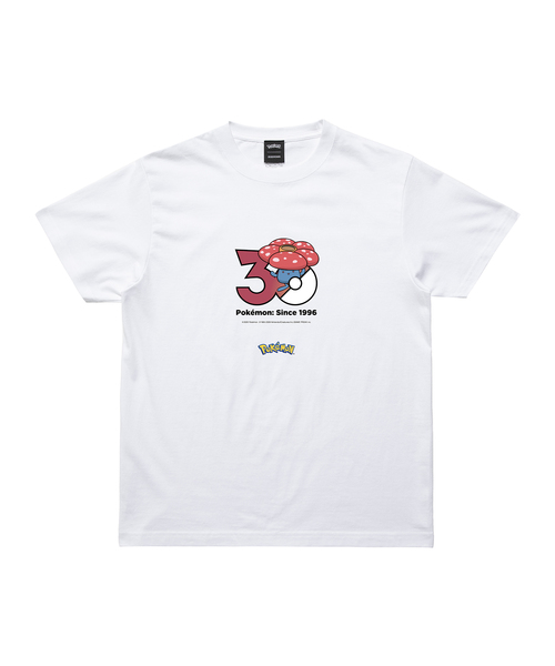 ZOZOSPOT(ゾゾスポット)の「Pokemon 30th Anniversary 1025 T-shirt 「ラフレシア」(Tシャツ/カットソー・レディース・ホワイト・SMALL/MEDIUM/120cm/130cm/140cm/150cm/160cm/LARGE/X-LARGE/XX-LARGE/XXX-LARGE/100cm/110cm)」の1枚目の写真