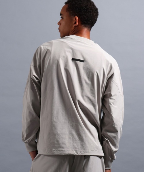 NUMERALS（ヌメラルズ）の「[NUMERALS]FREE MOVEMENT STRETCH RIPSTOP PULLOVER（Tシャツ/カットソー・メンズ・グリーン/ブラック/グレー・MEDIUM/LARGE）」の3枚目の写真